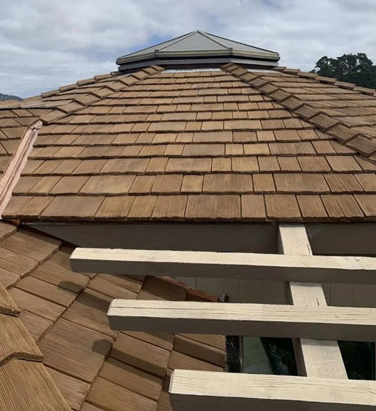 Cedar Shake Wood Roof