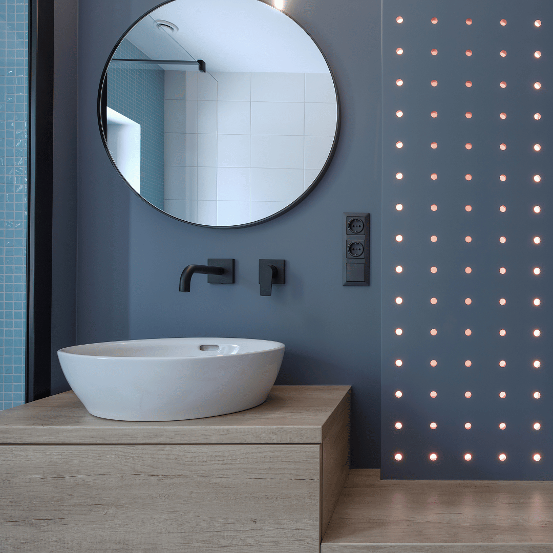 How-to-Make-a-Small-Bathroom-Look-Bigger