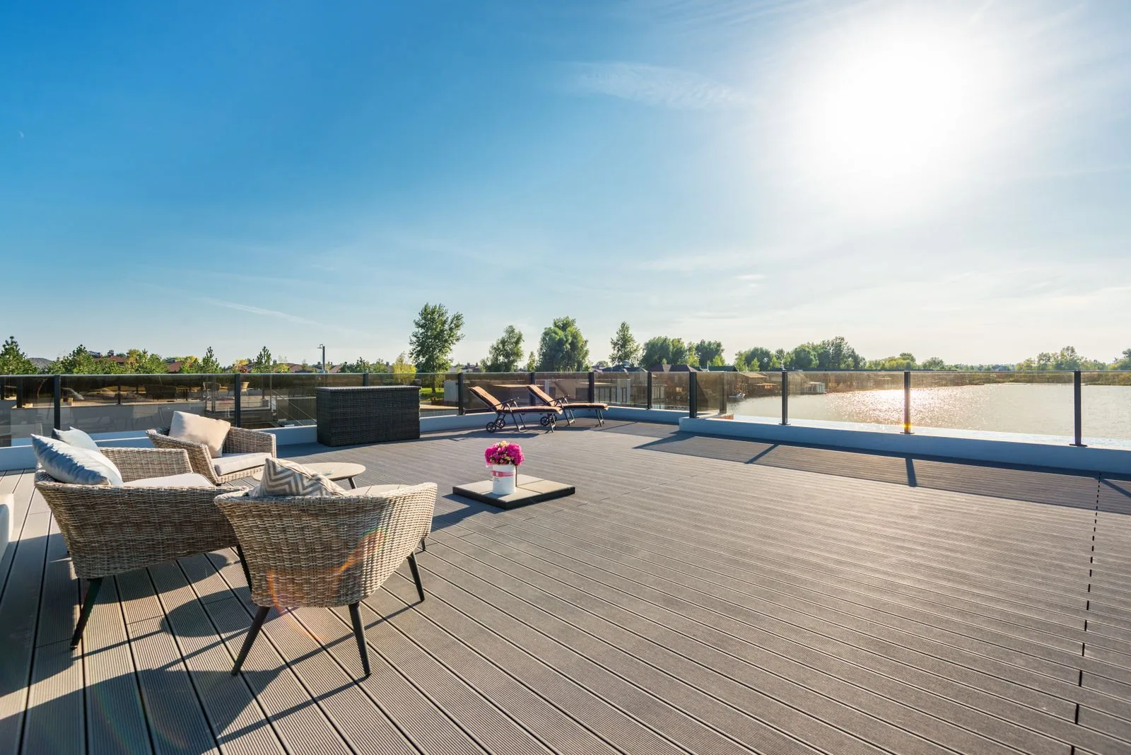 Composite deck with a modern railing with clean, modern finishes