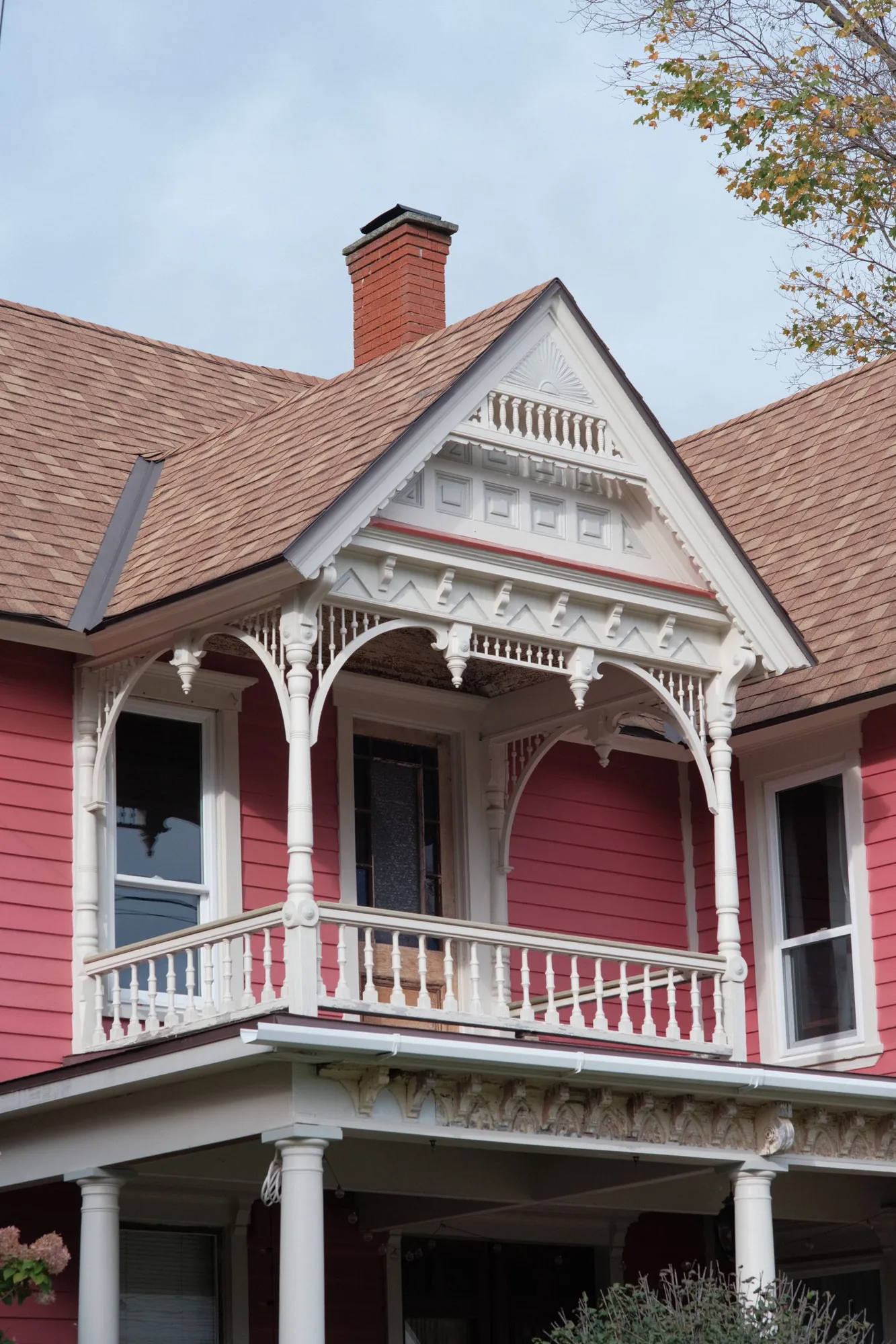 Exterior trim and fascia detail on a home with natural light